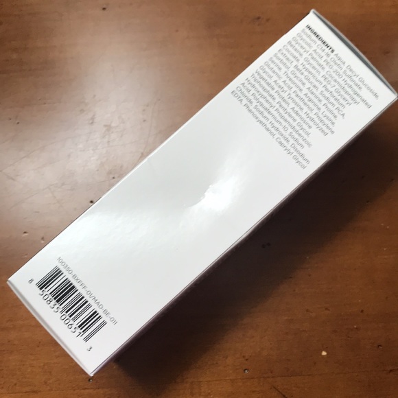 M.A.D. Glycolic Age Diffusing Cleaner - Picture 2 of 6